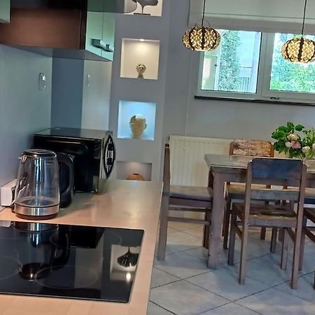 Spacious Apartment In Green District. Breslavia Exterior foto