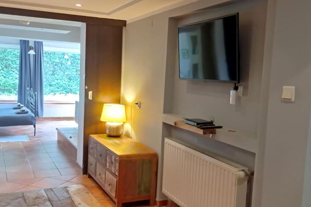 Spacious Apartment In Green District. Breslavia Exterior foto